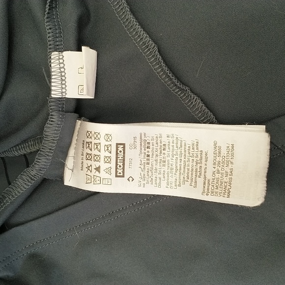 Women’s Decathlon Quechua Hiking, Running  Top size S - Picture 7 of 7